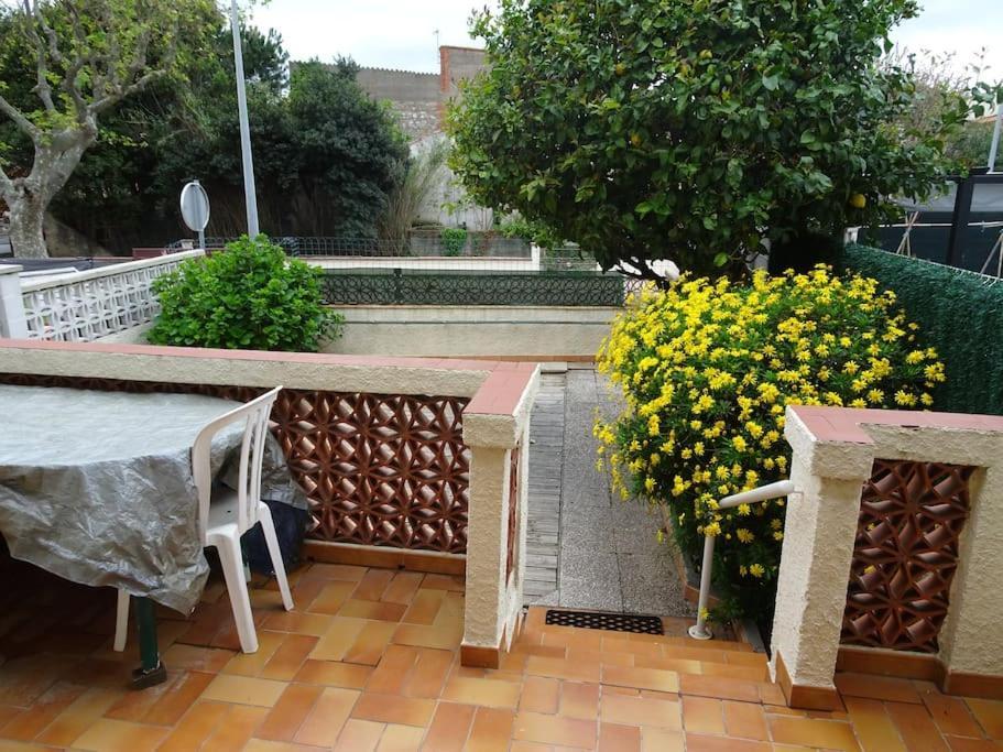 Grande Maison 3 Chambres - Jardin, Terrasse Et Parking - Bord De Mer Torreilles Bagian luar foto